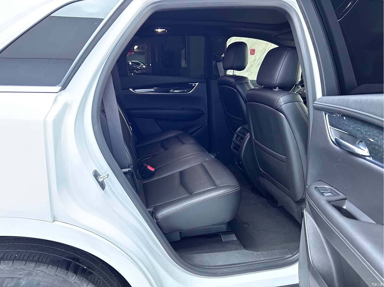Cadillac XT5, 2021 11