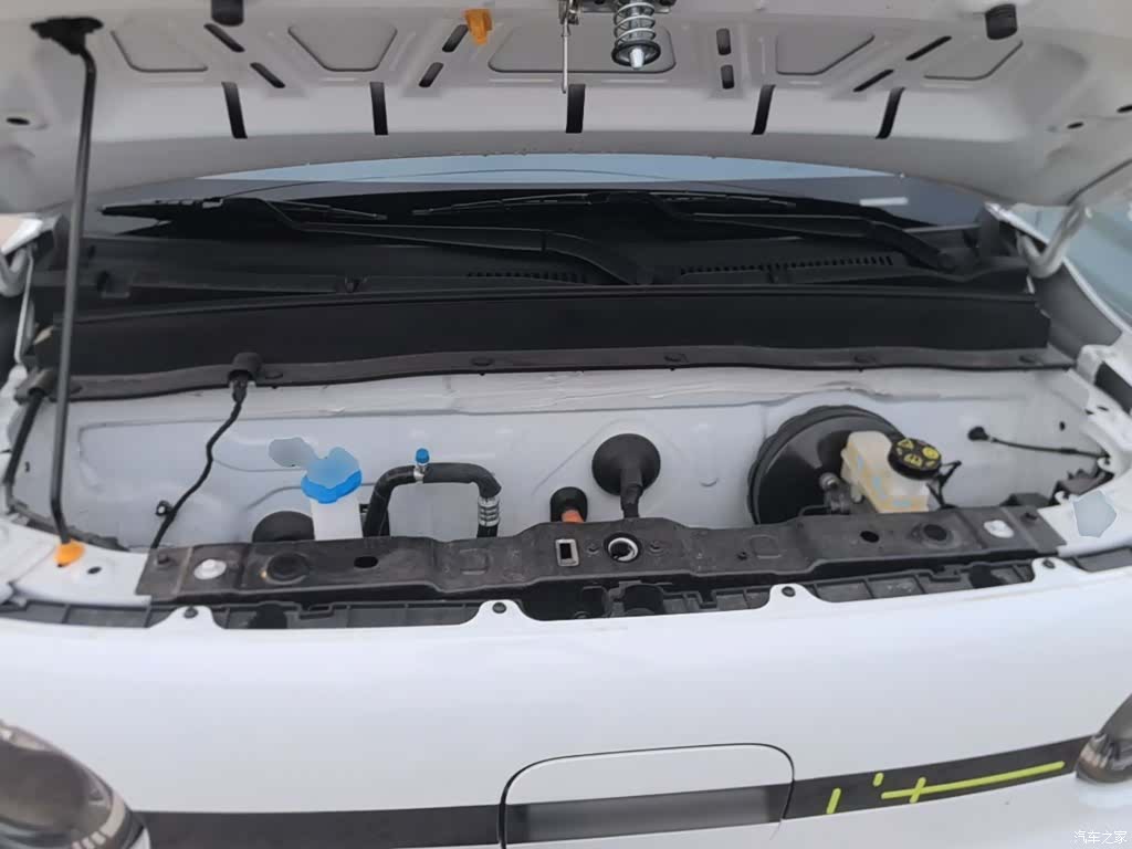 Geely Panda, 2025 20