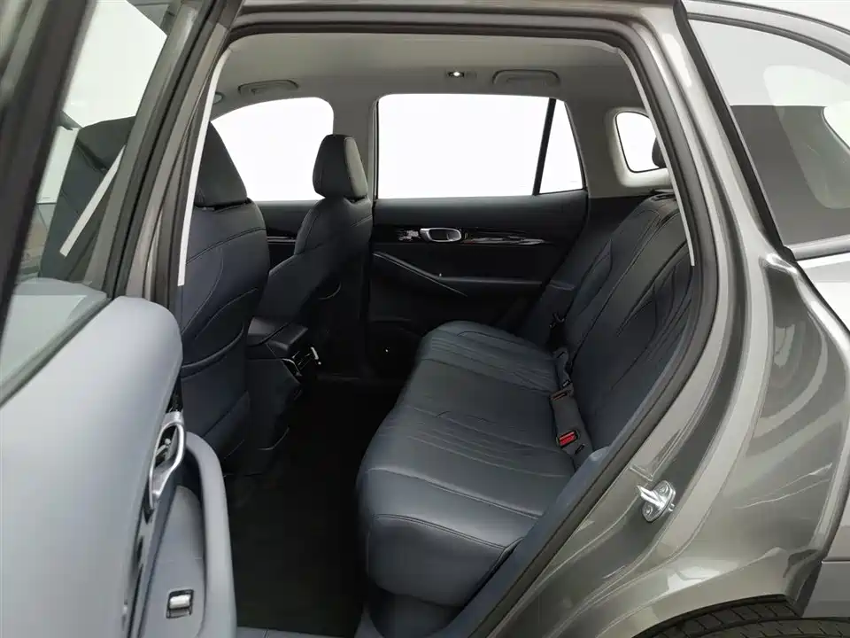 Geely Galaxy Galaxy E5