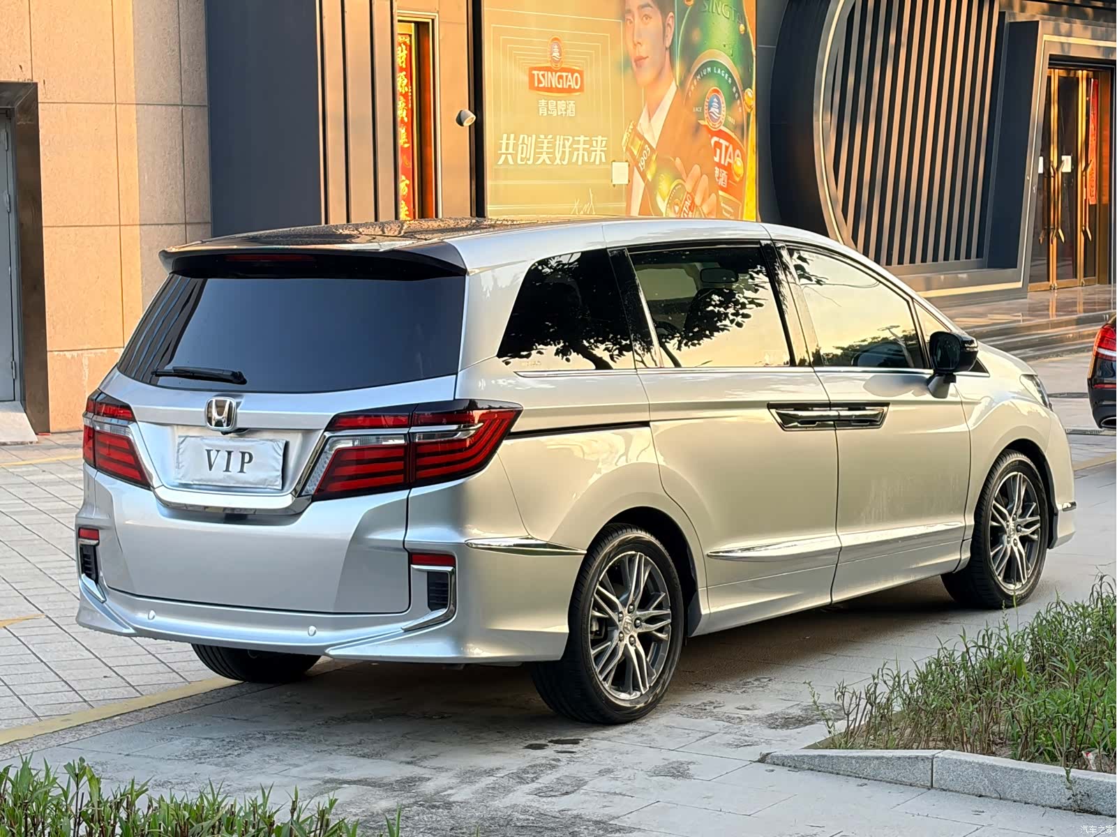 Honda Elysion, 2019 12