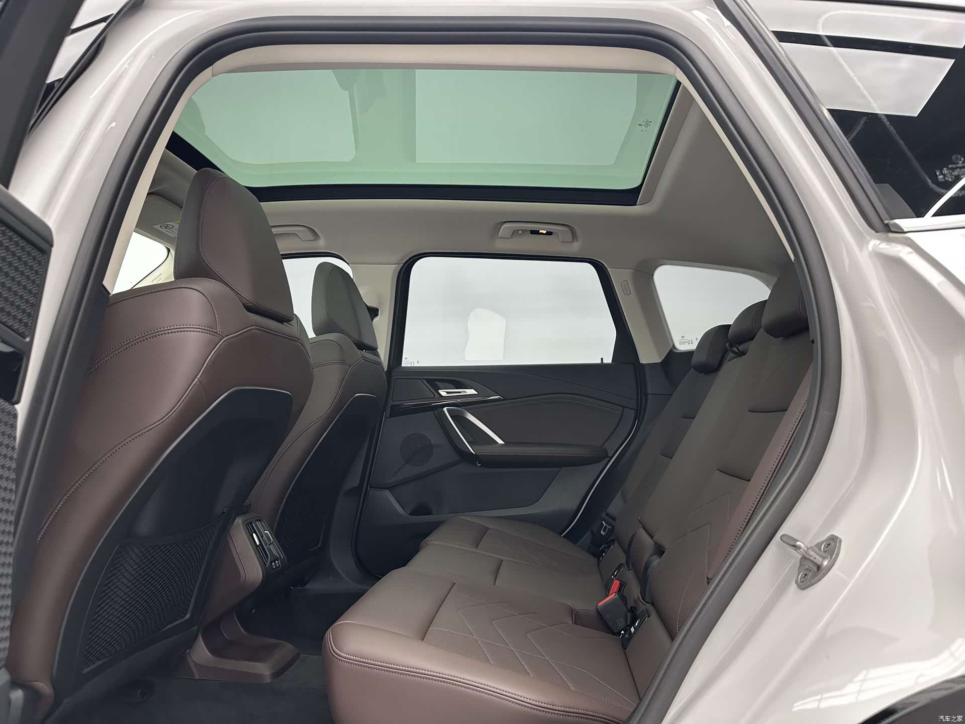 BMW X1, 2023 6