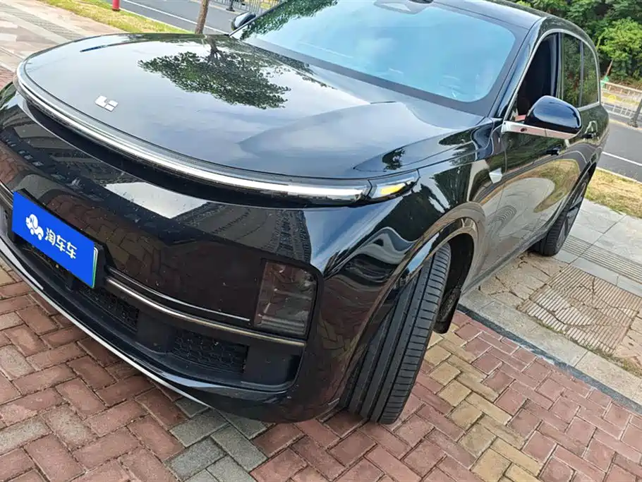 Li Auto Ideal L8