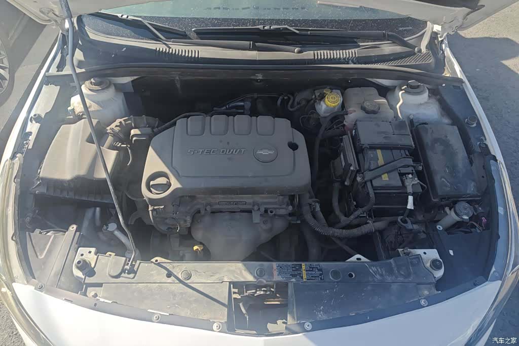Chevrolet SL, 2015 10
