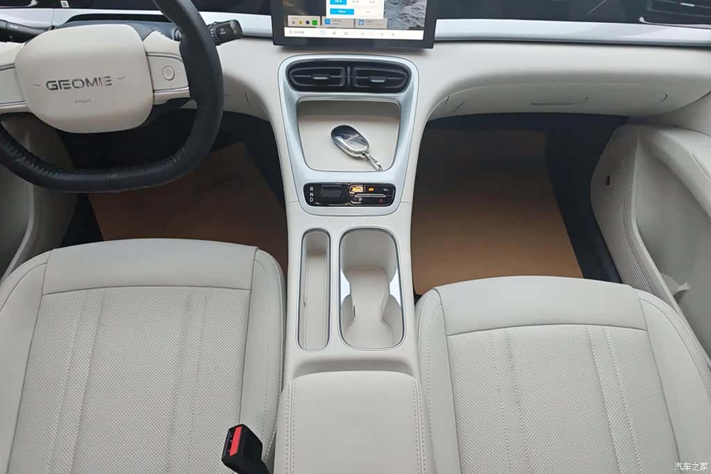 Geely Xingyuan, 2025 16