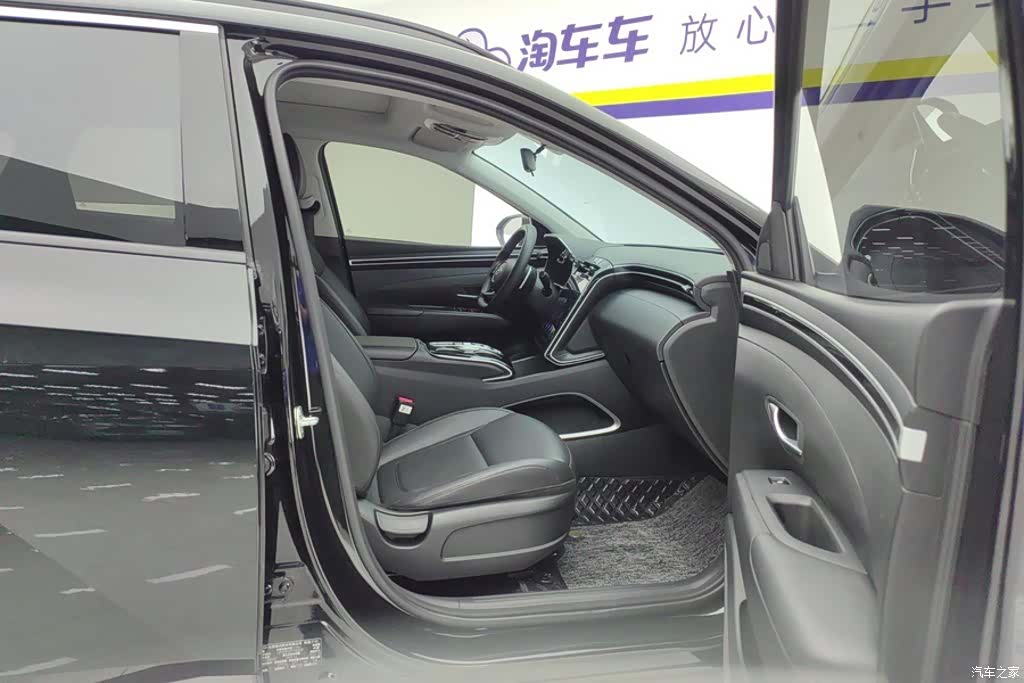 Hyundai Tucson L, 2023 8
