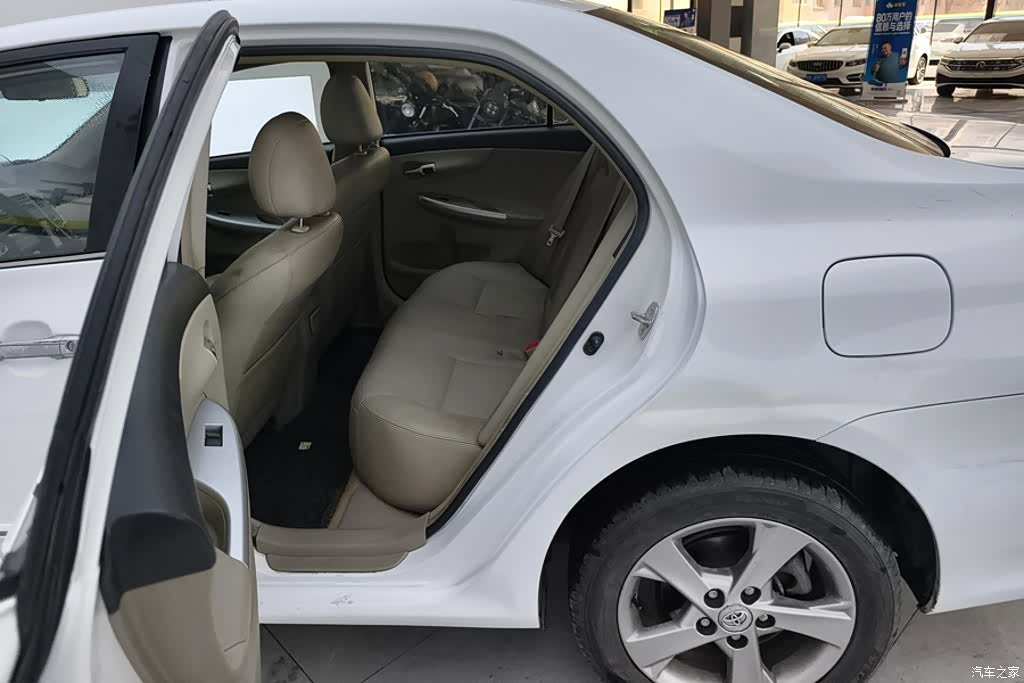 Toyota Corolla, 2014 11