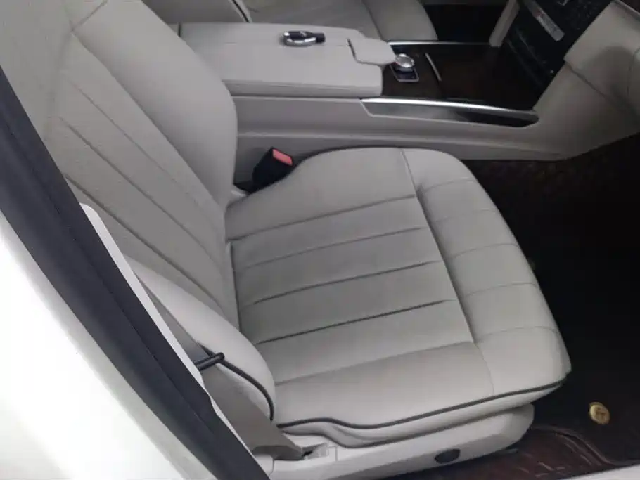 Mercedes-Benz E-class Mercedes-Benz E-class