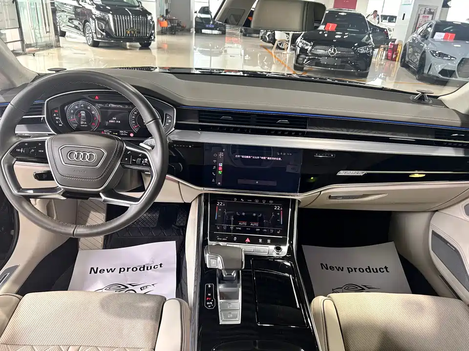 Audi A8