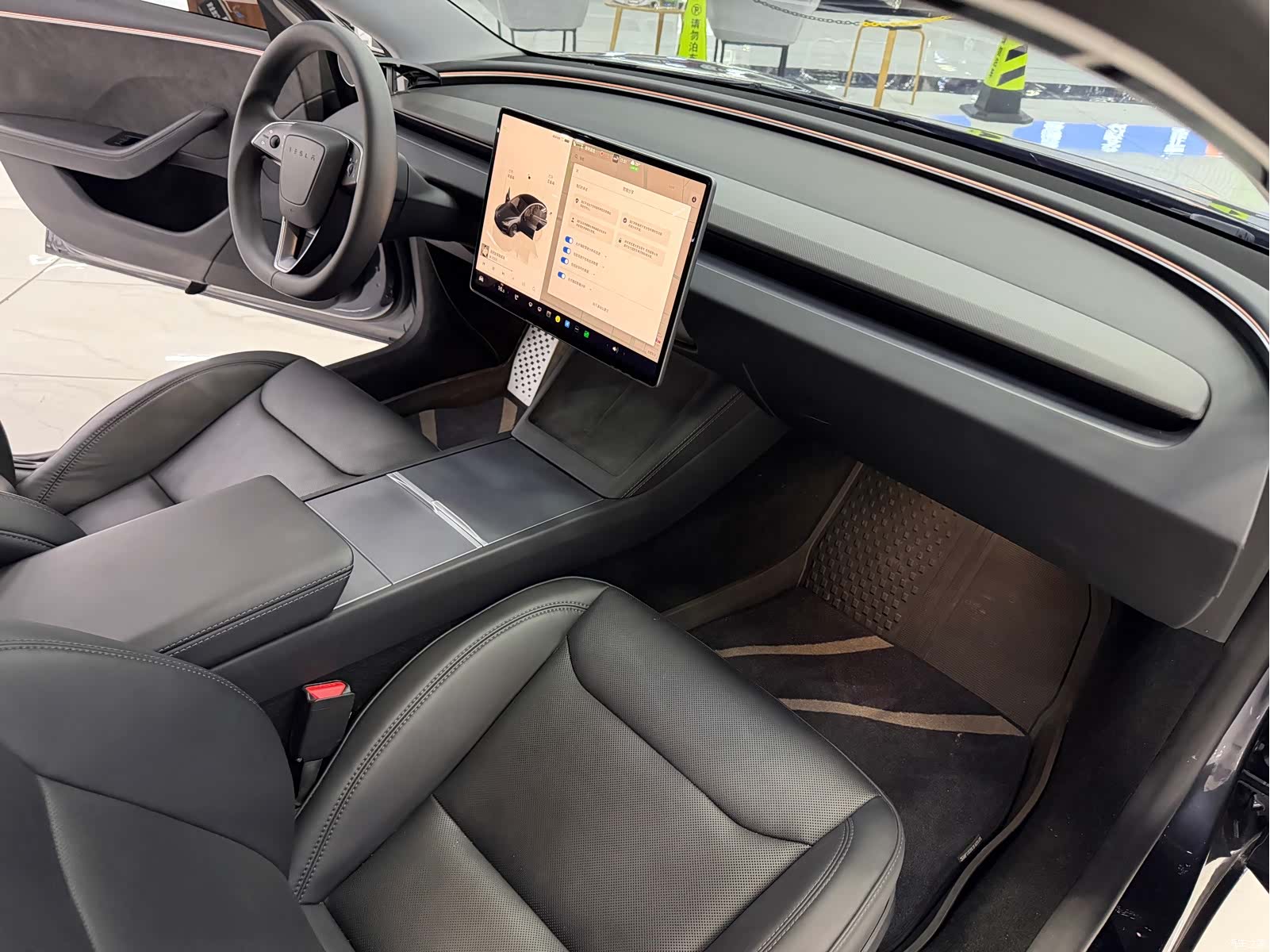Tesla Model 3, 2024 6