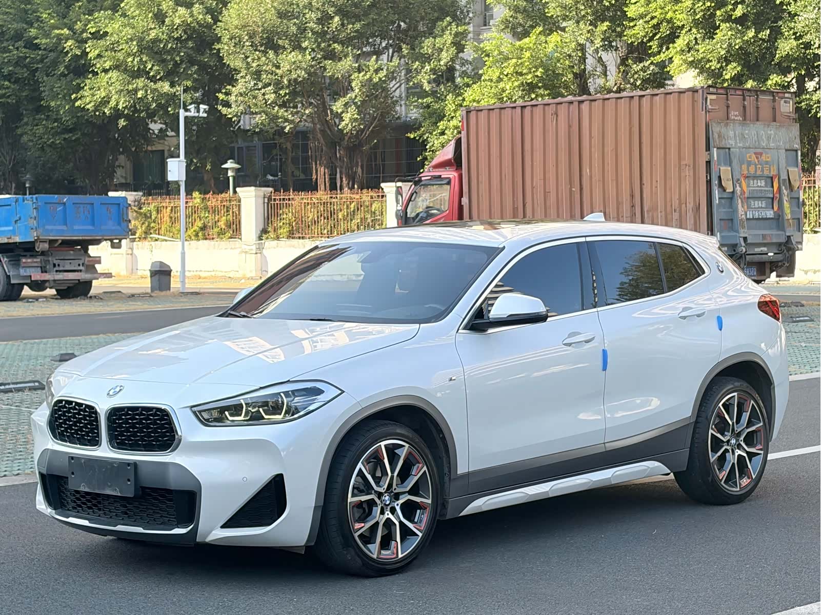 BMW X2, 2021 1