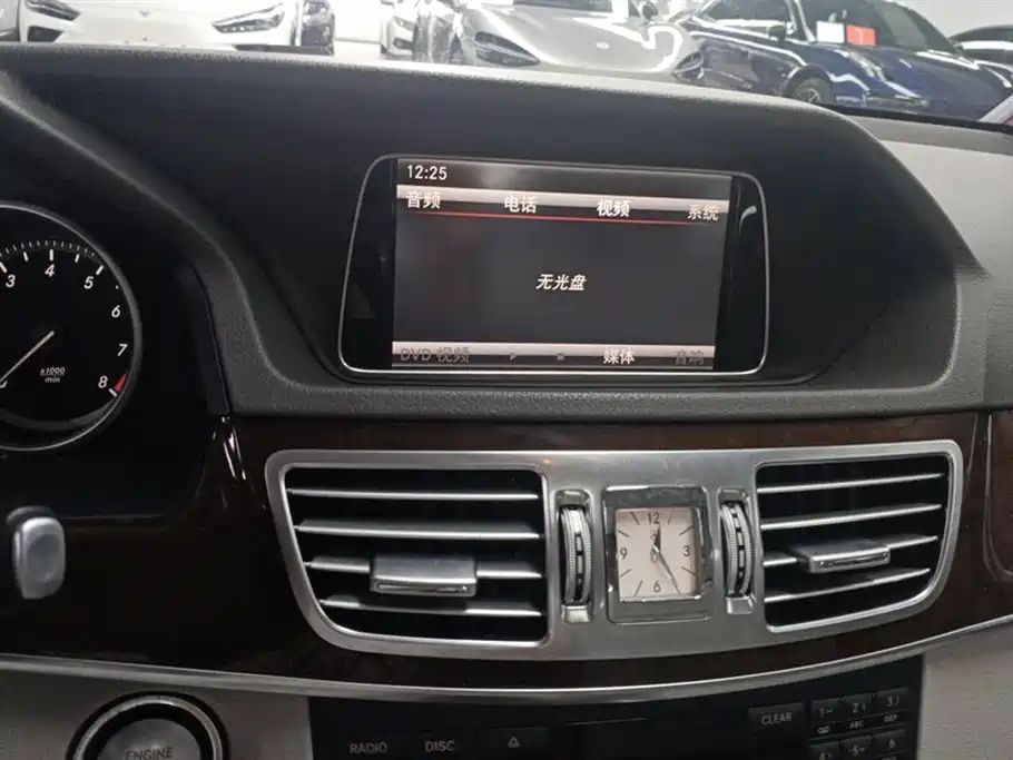 Mercedes-Benz E-class Mercedes-Benz E-class