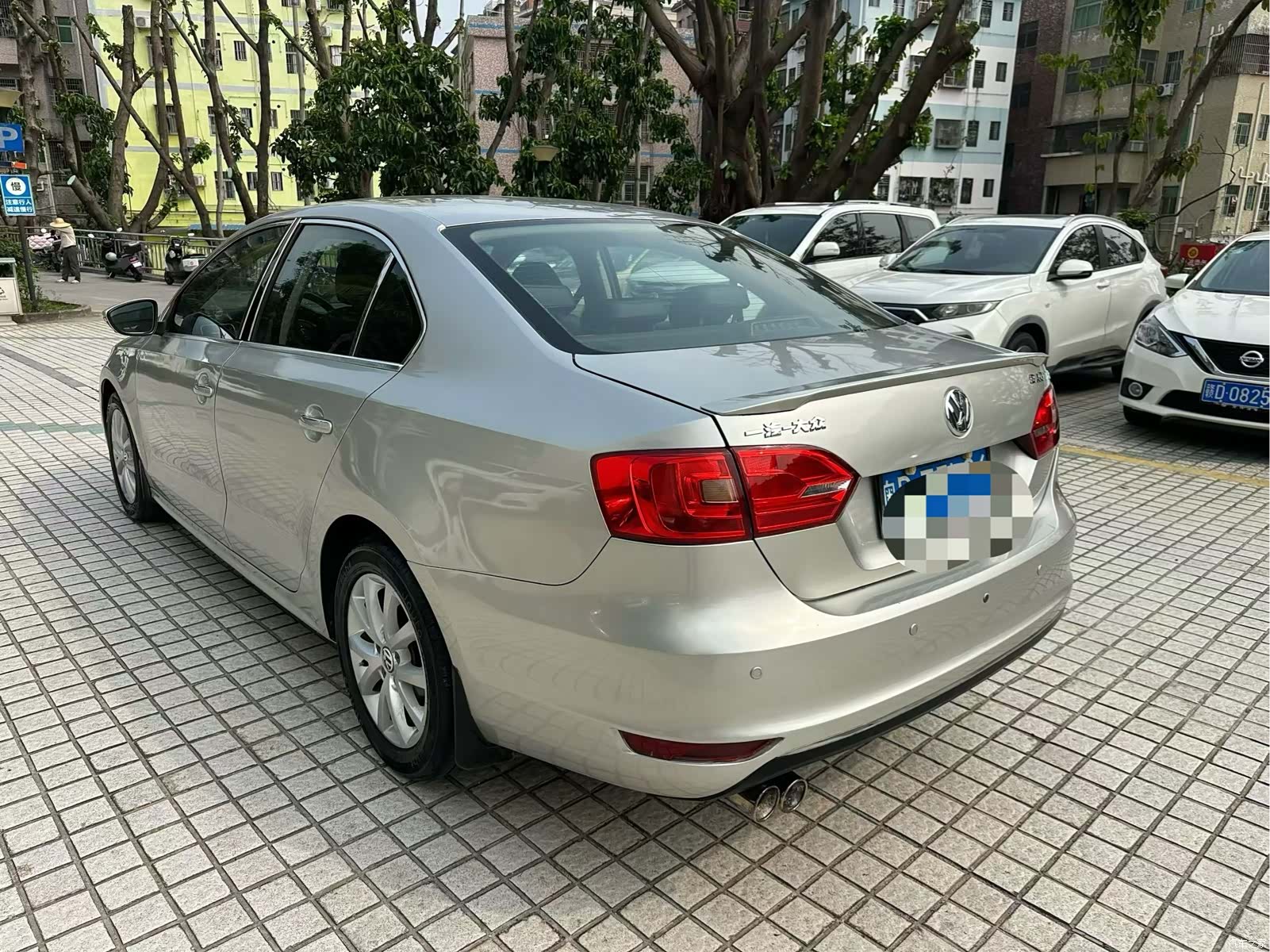 Volkswagen Sagitar, 2012 6