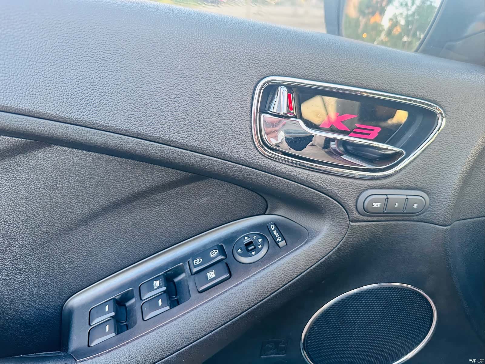 Kia K3, 2015 13