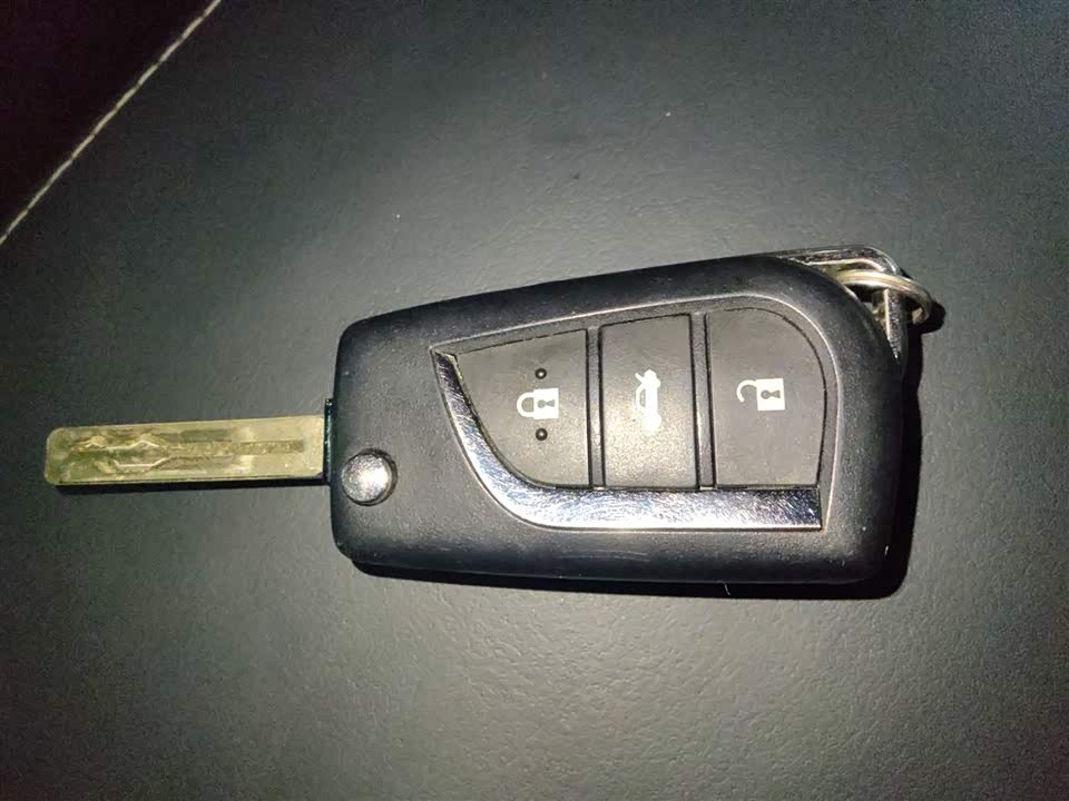 Toyota Reiz