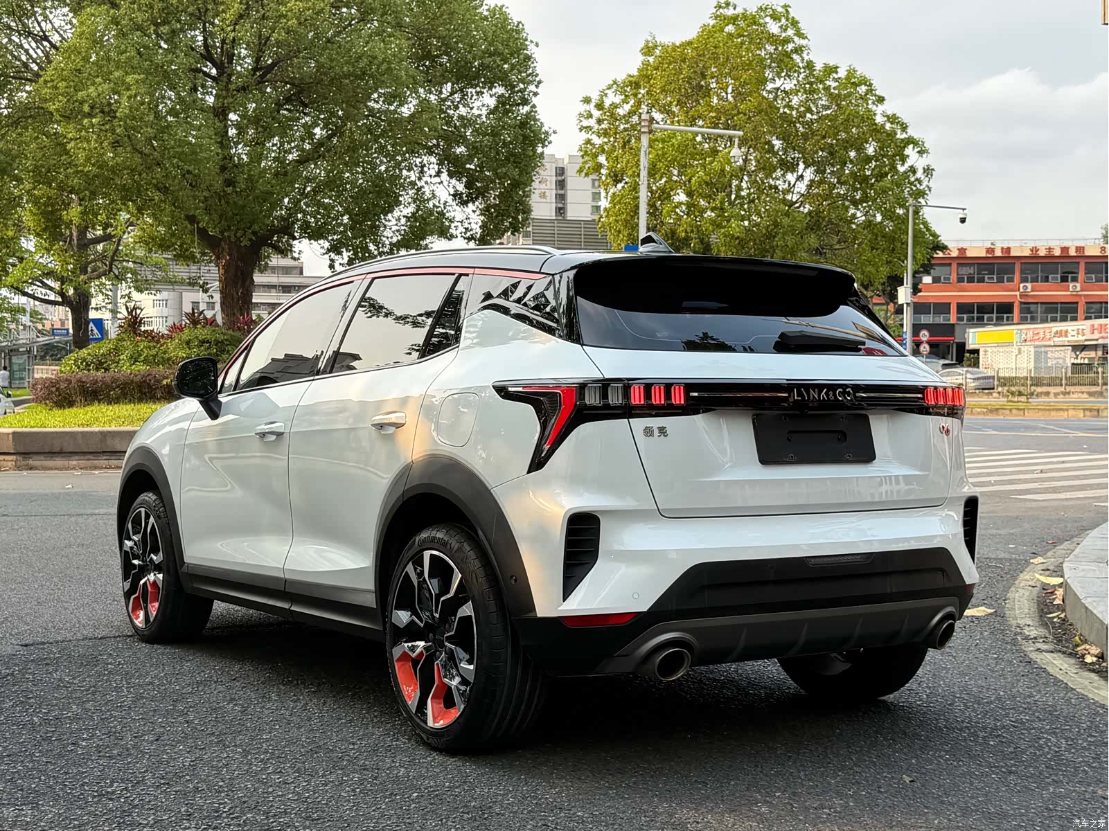 Lynk & Co 02, 2022 все фото
