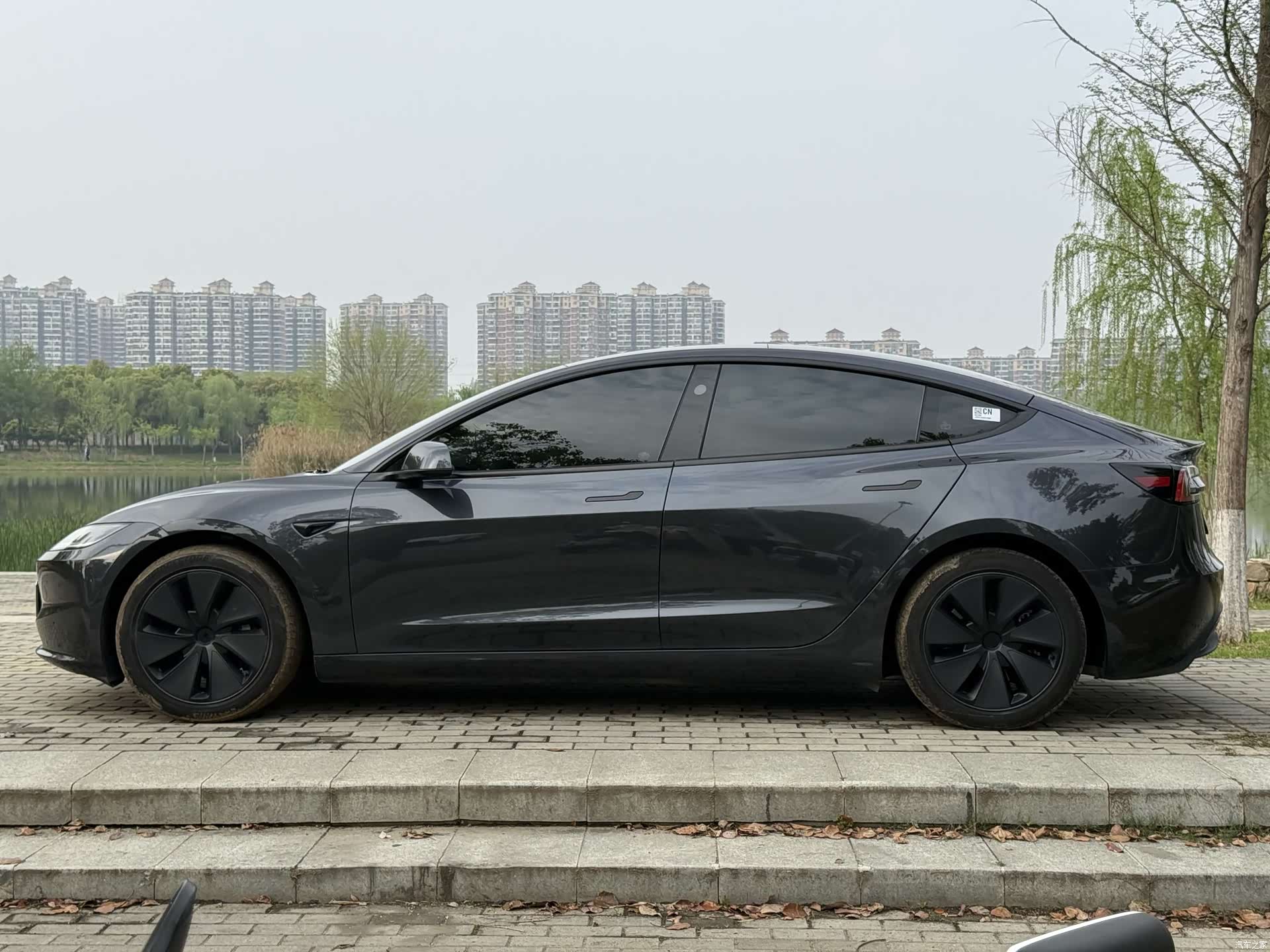 Tesla Model 3, 2025 все фото
