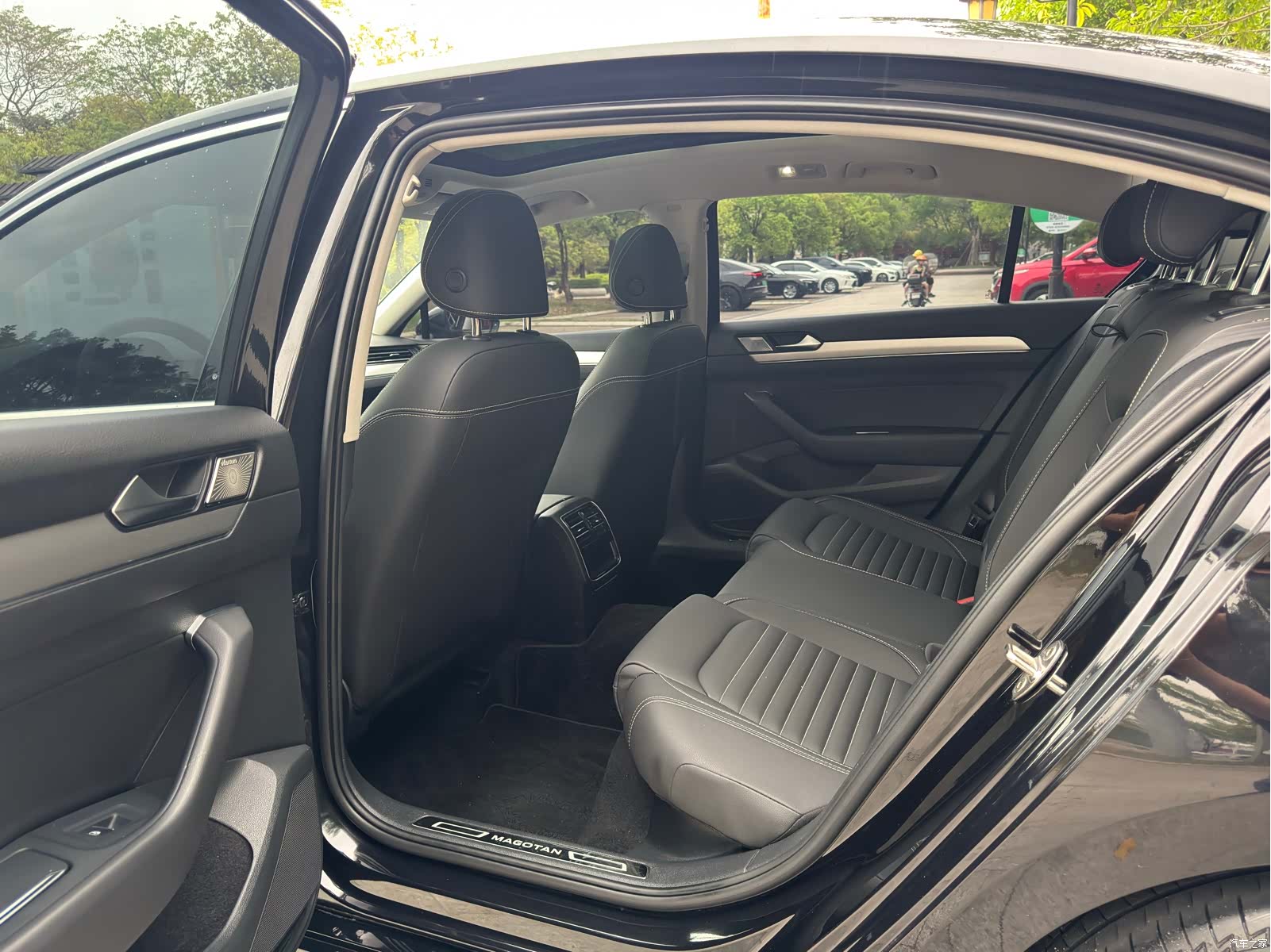 Volkswagen Magotan, 2021 10