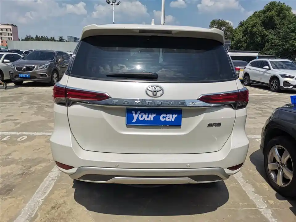 Toyota Fortuner
