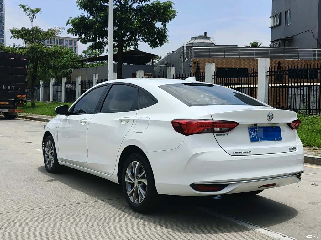 Buick Verano, 2022 9