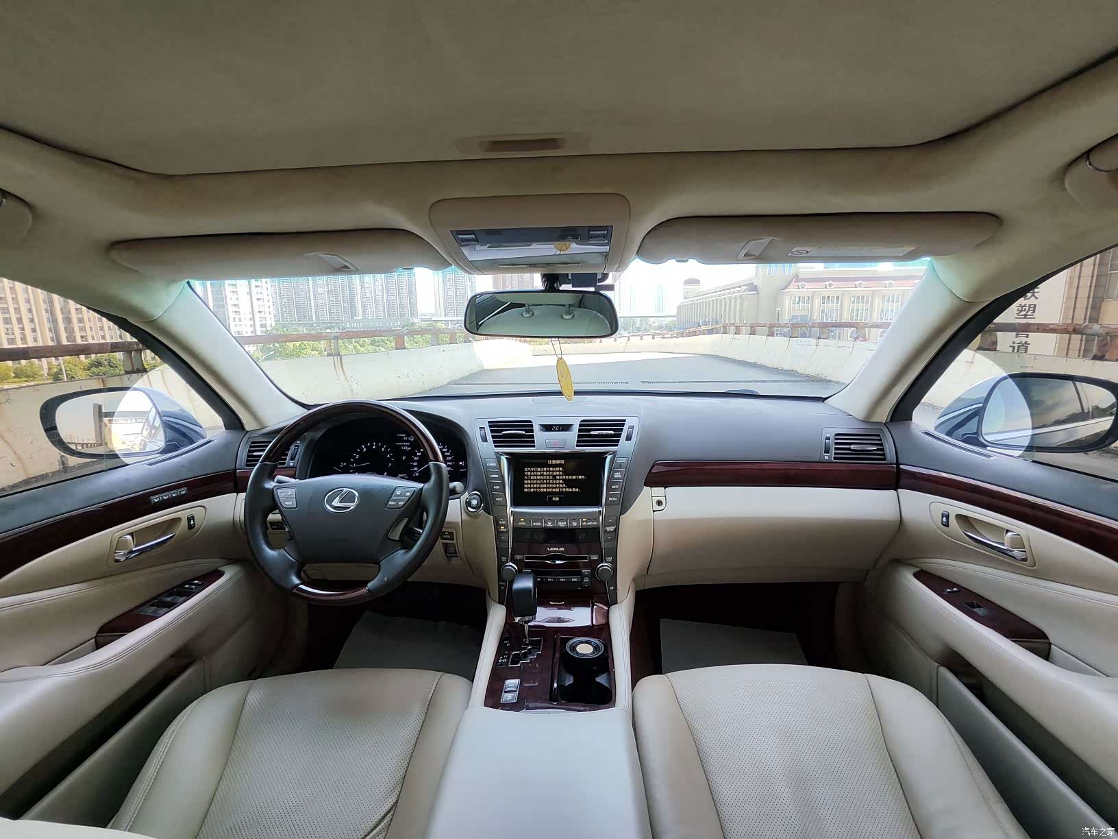 Lexus LS, 2007 53
