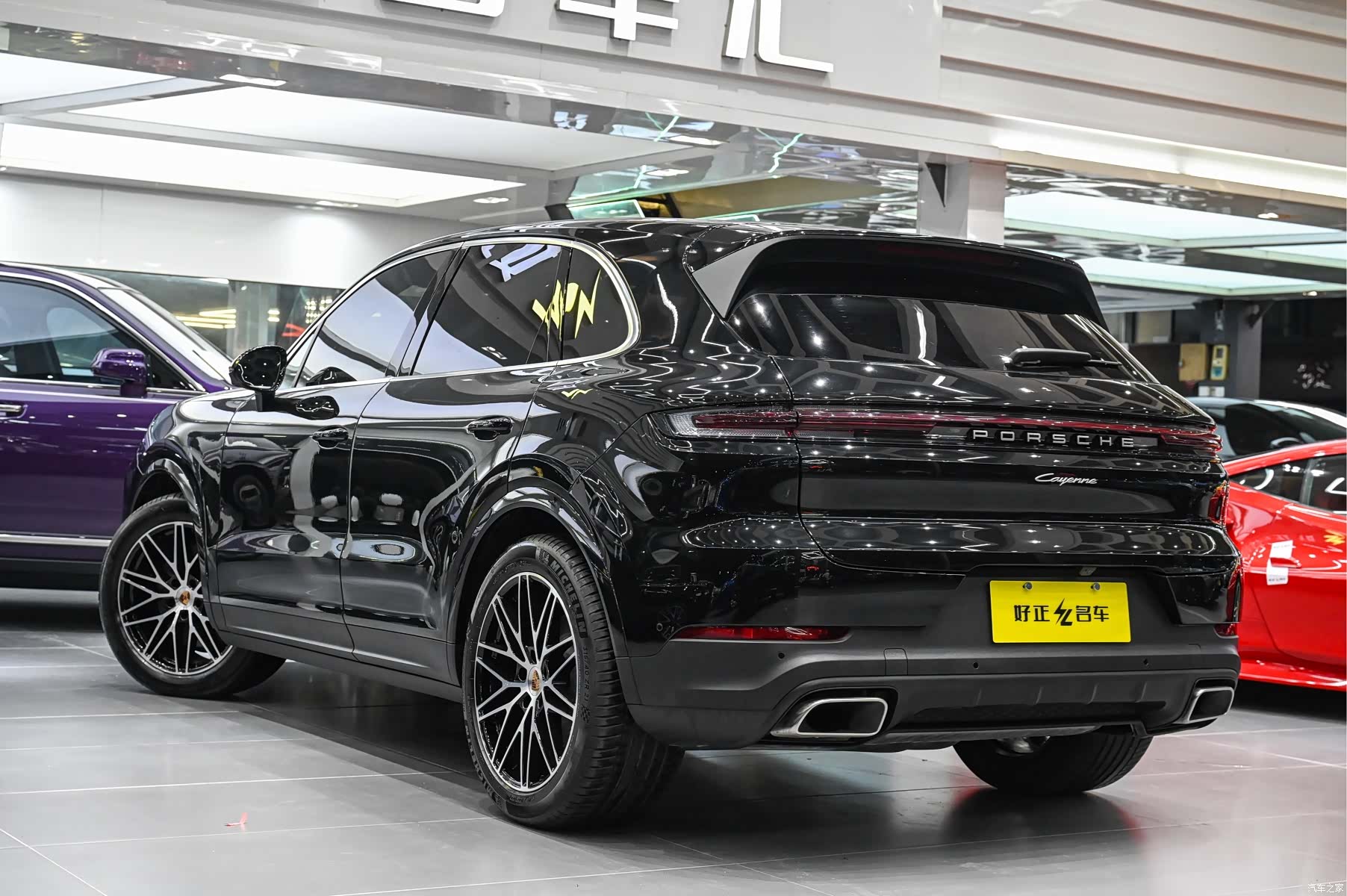 Porsche Cayenne, 2025 6