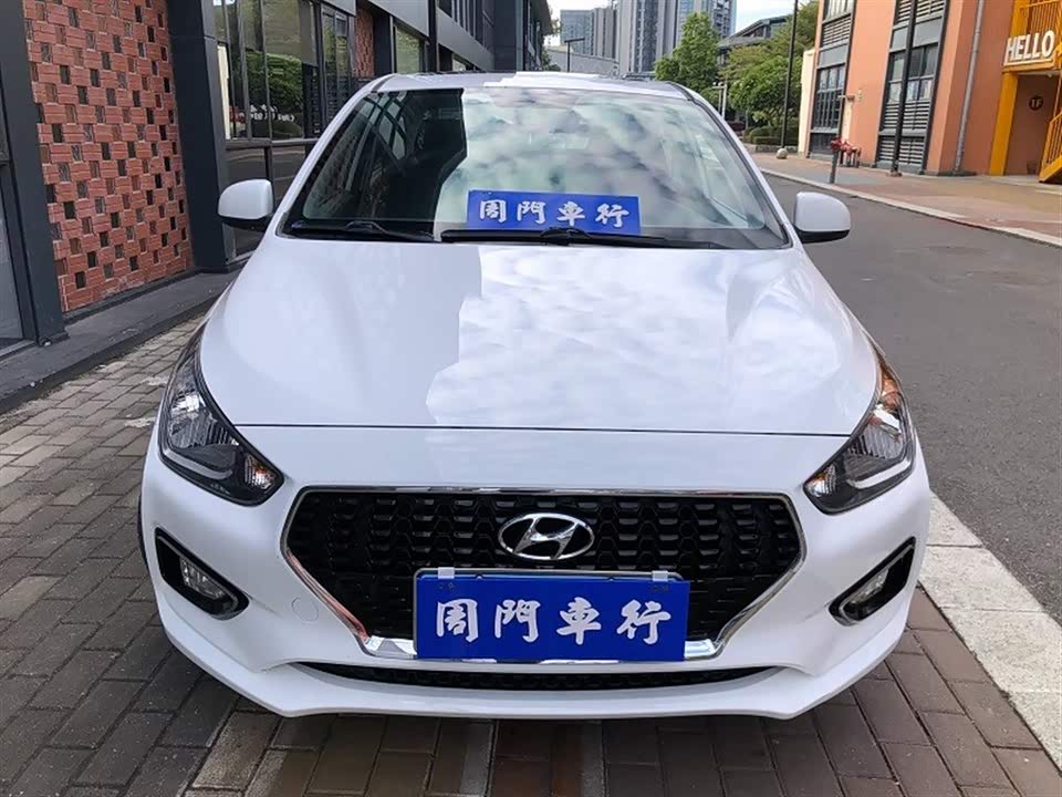 Hyundai Rena