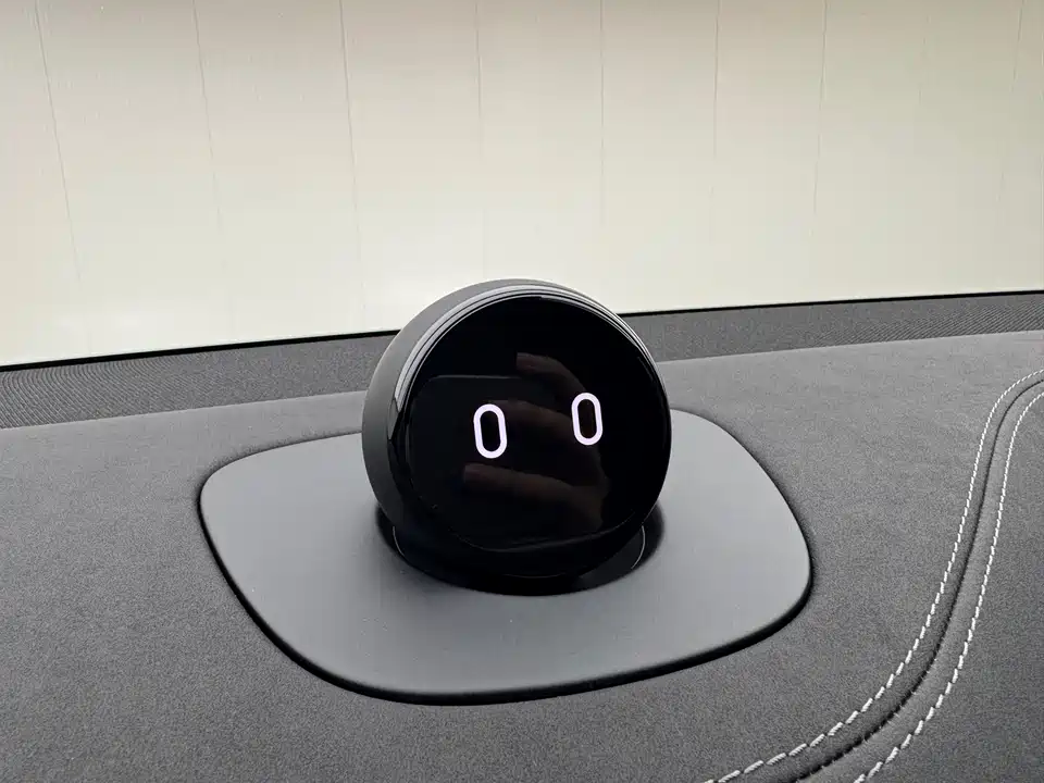 NIO EC6