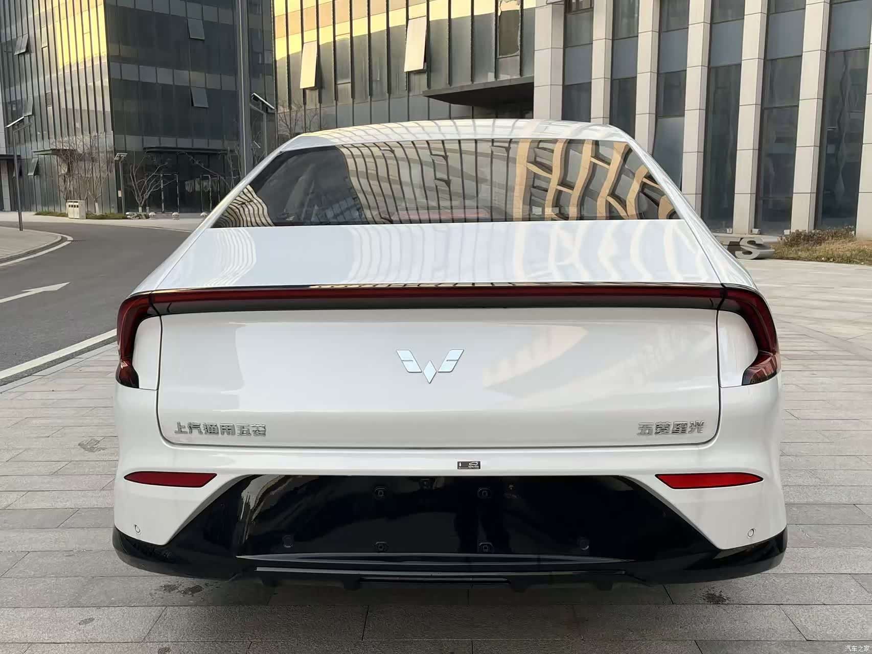 Wuling Starlight, 2026 9