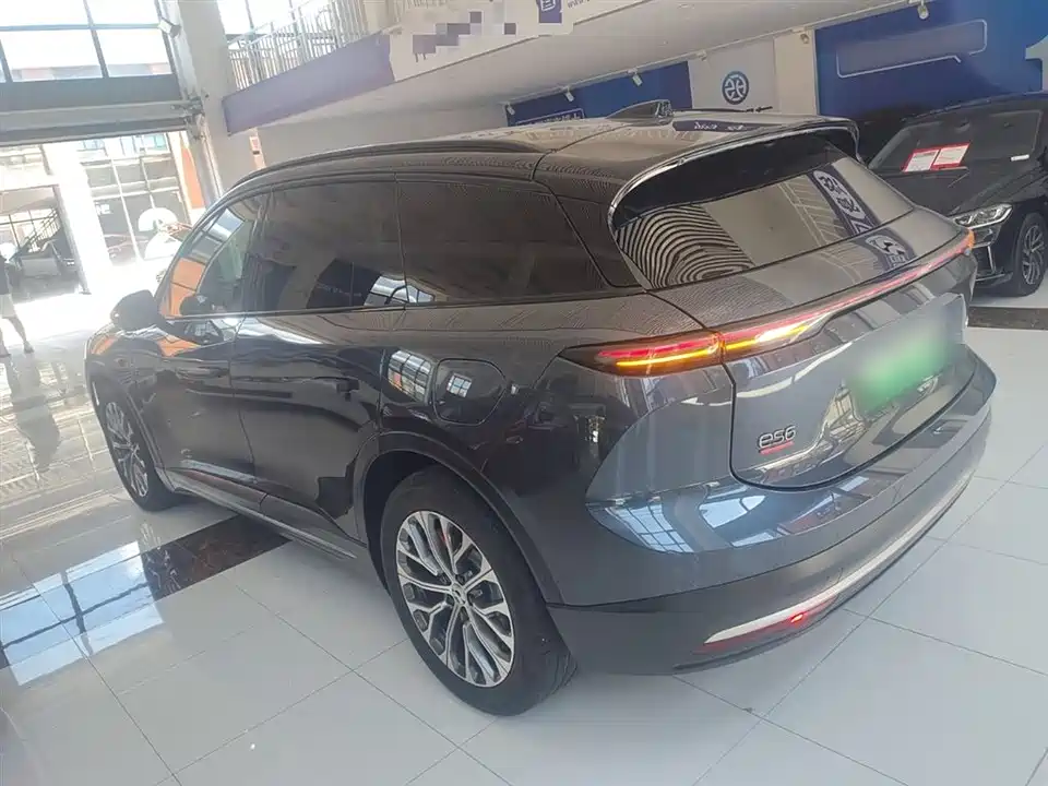 NIO ES6