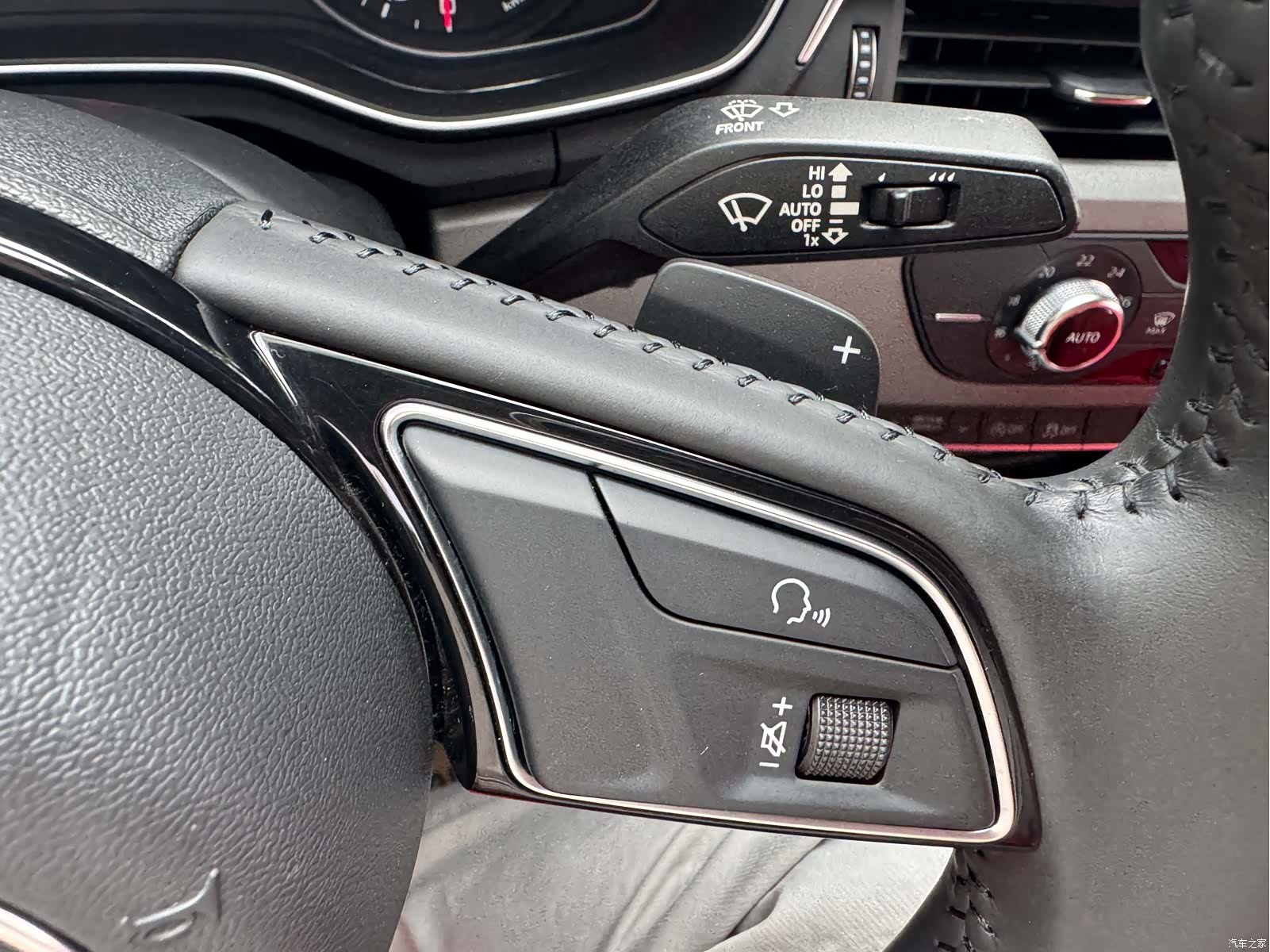 Audi A4L, 2019 30