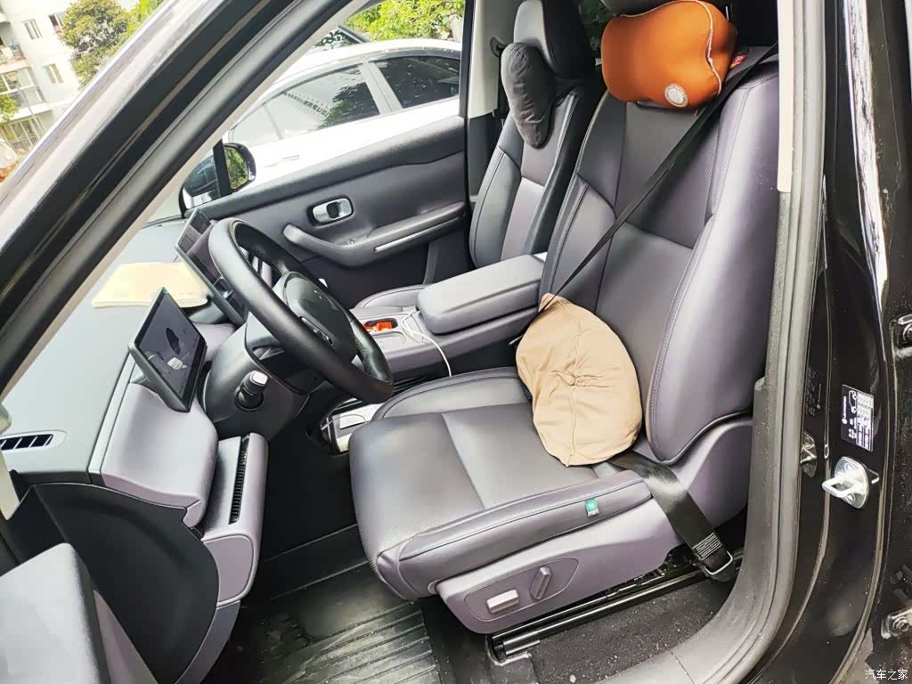 Leapmotor C10, 2025 12