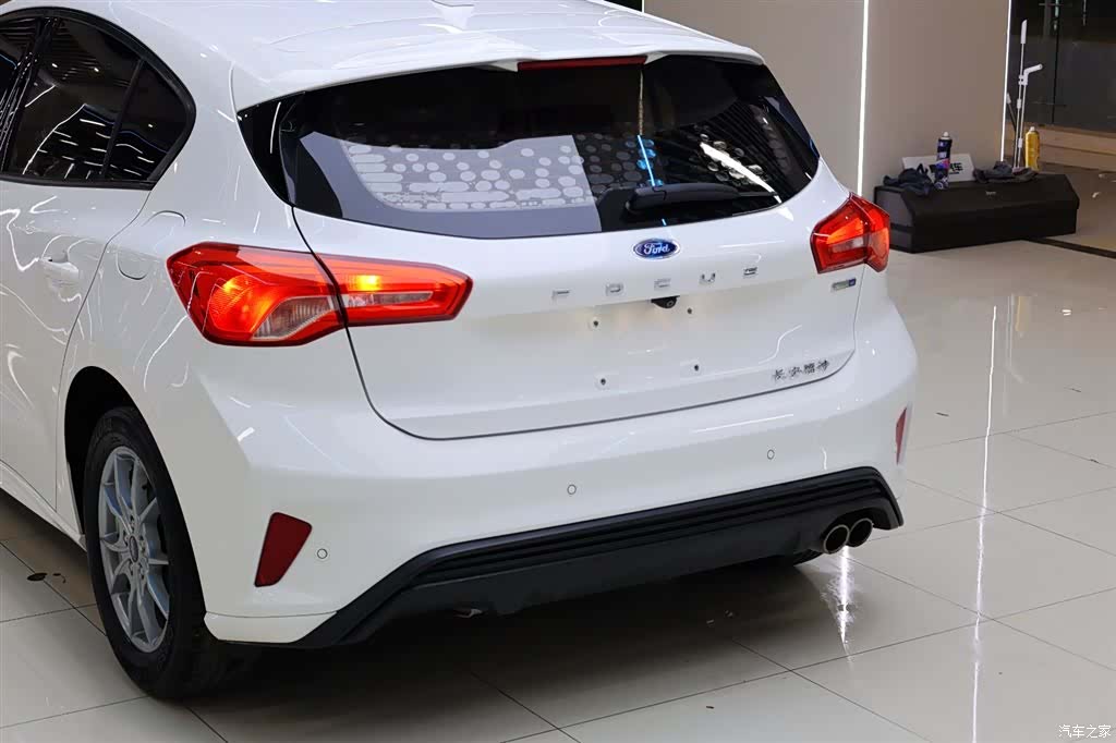 Ford Focus, 2020 все фото