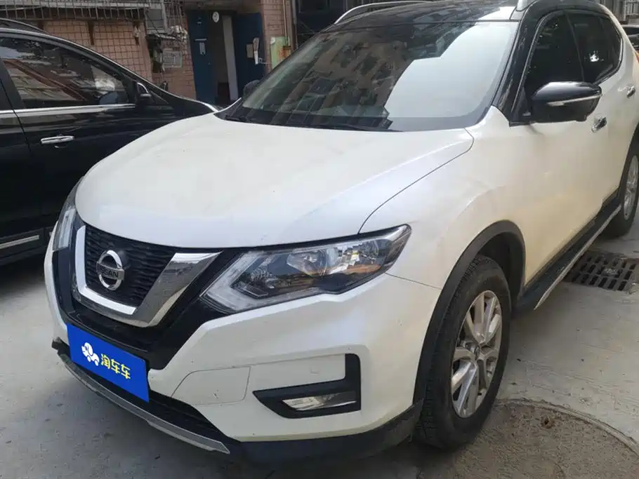 Nissan Qijun