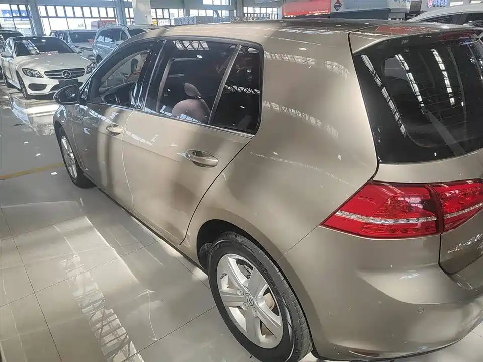 Volkswagen golf