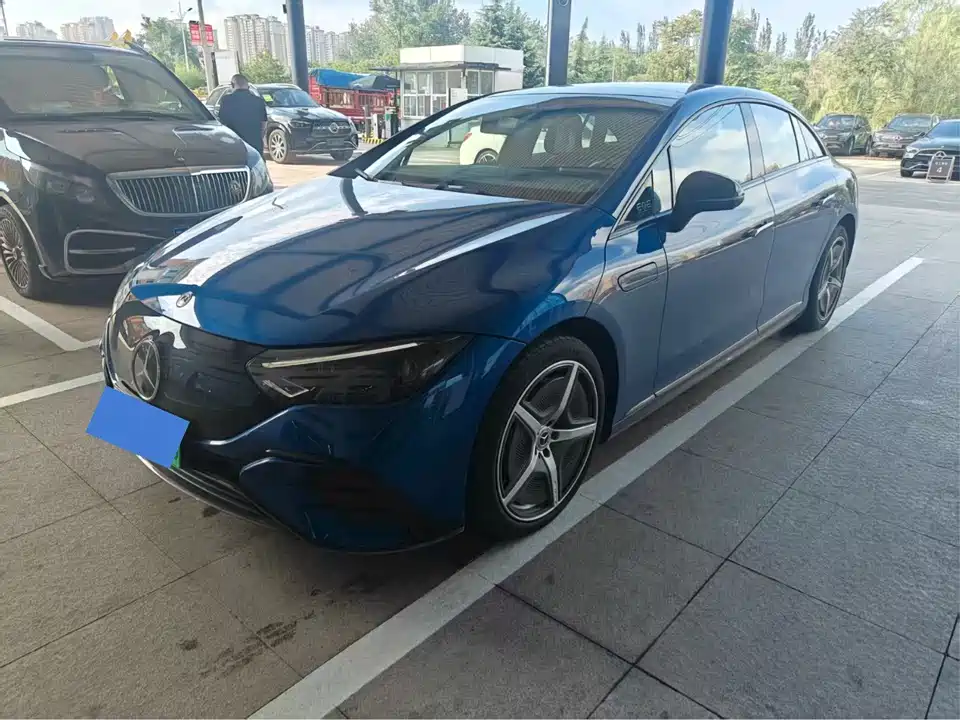 Mercedes-Benz EQE