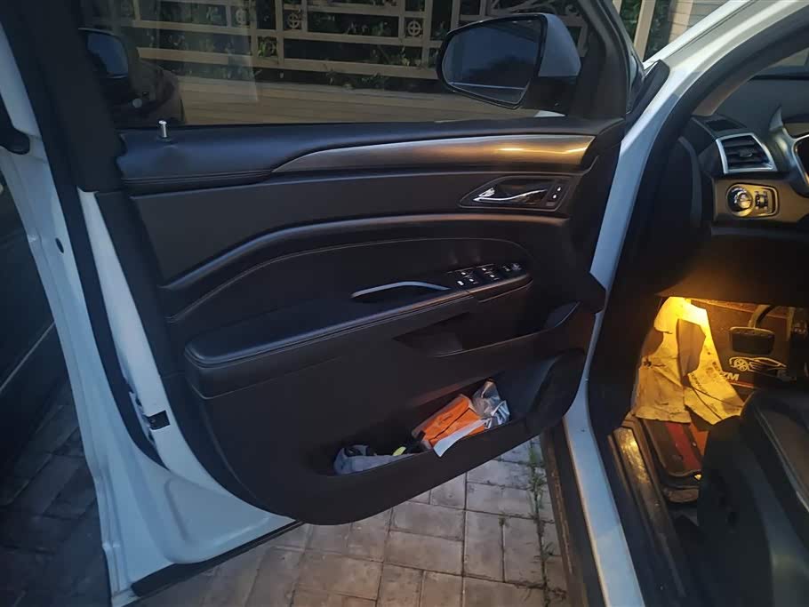 Cadillac SRX