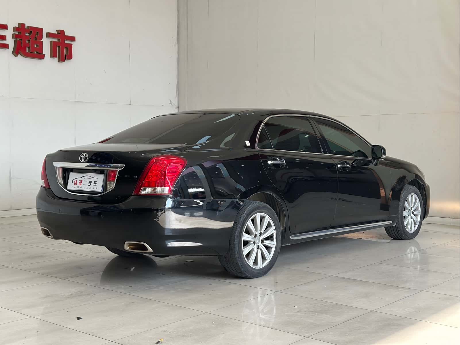 Toyota Crown, 2012 17