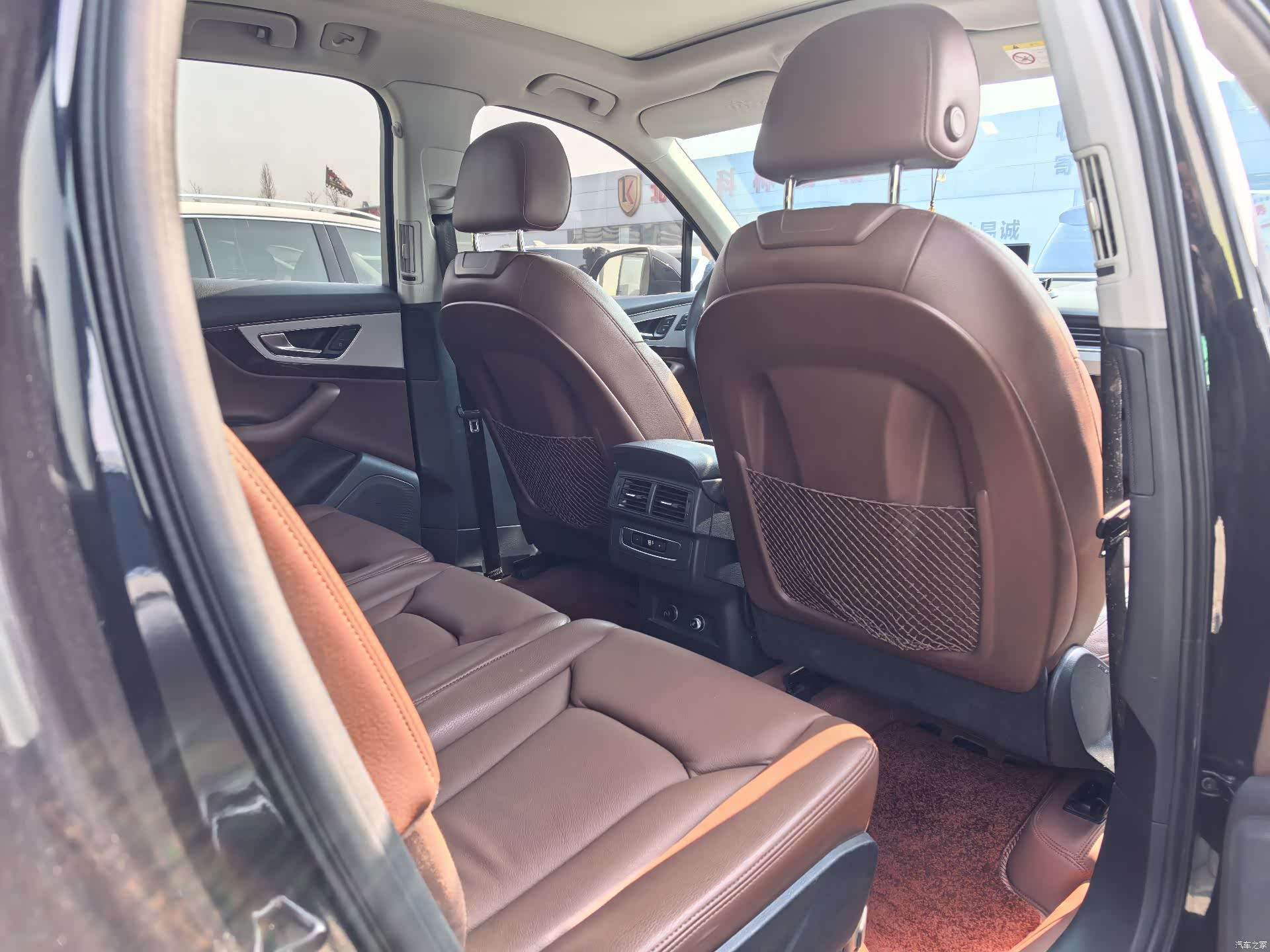 Audi Q7, 2019 все фото