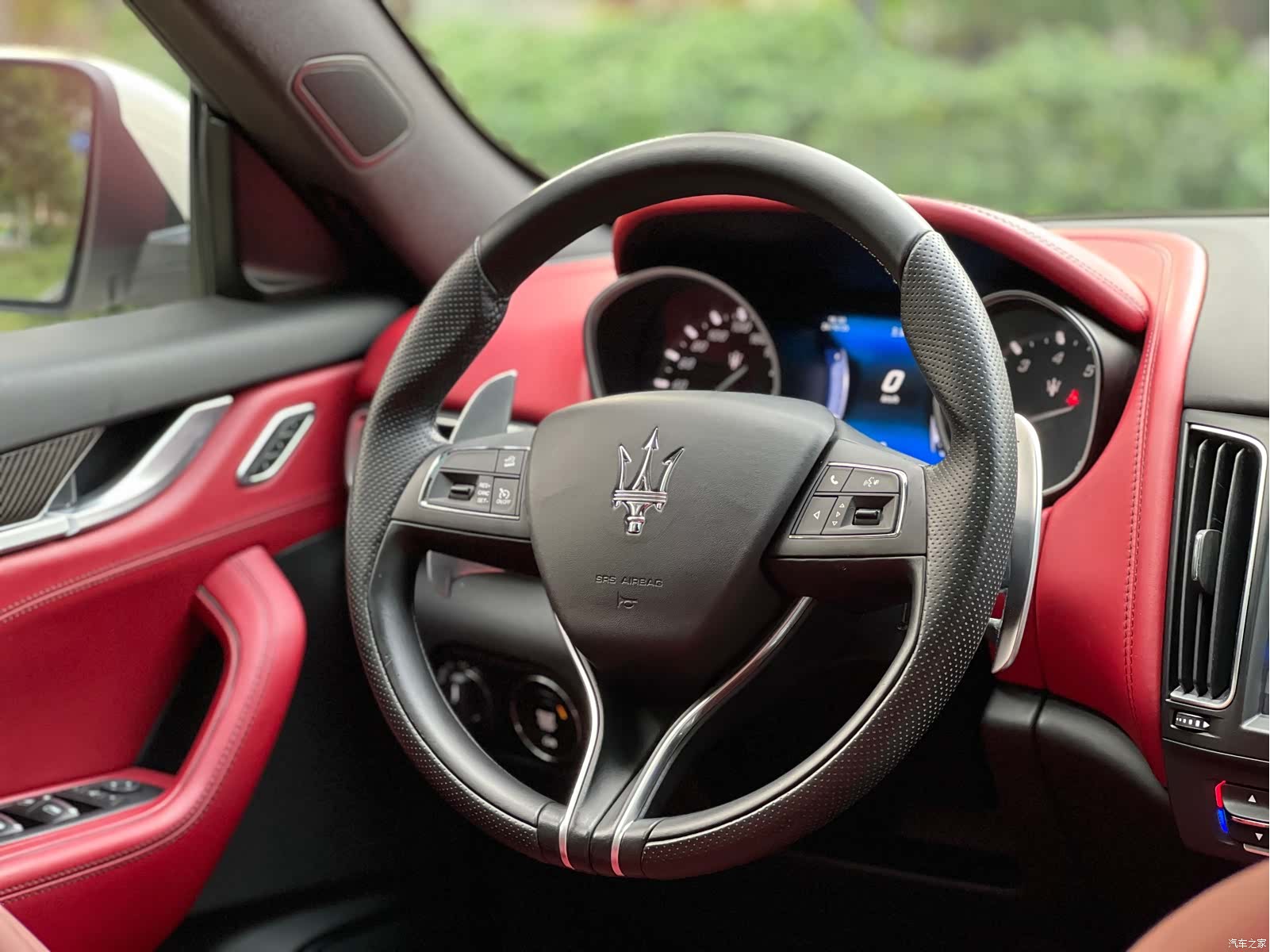 Maserati Levante, 2018 10