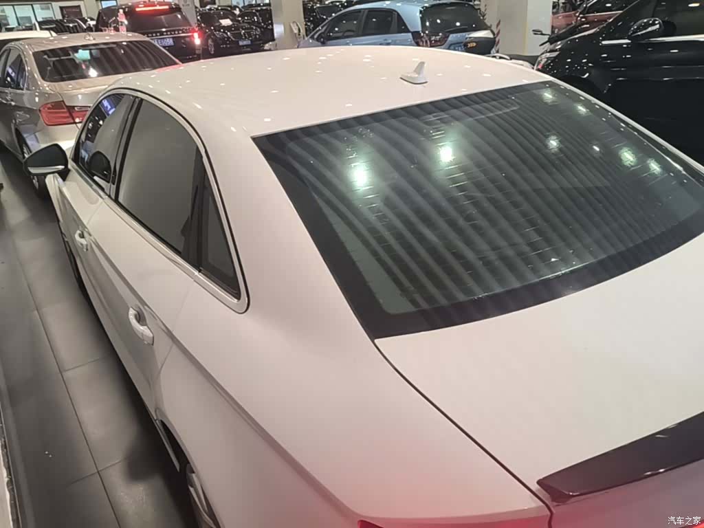 Audi A3, 2018 все фото