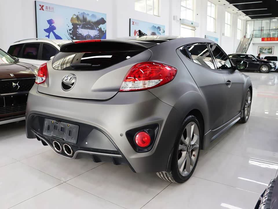 Hyundai Veloster