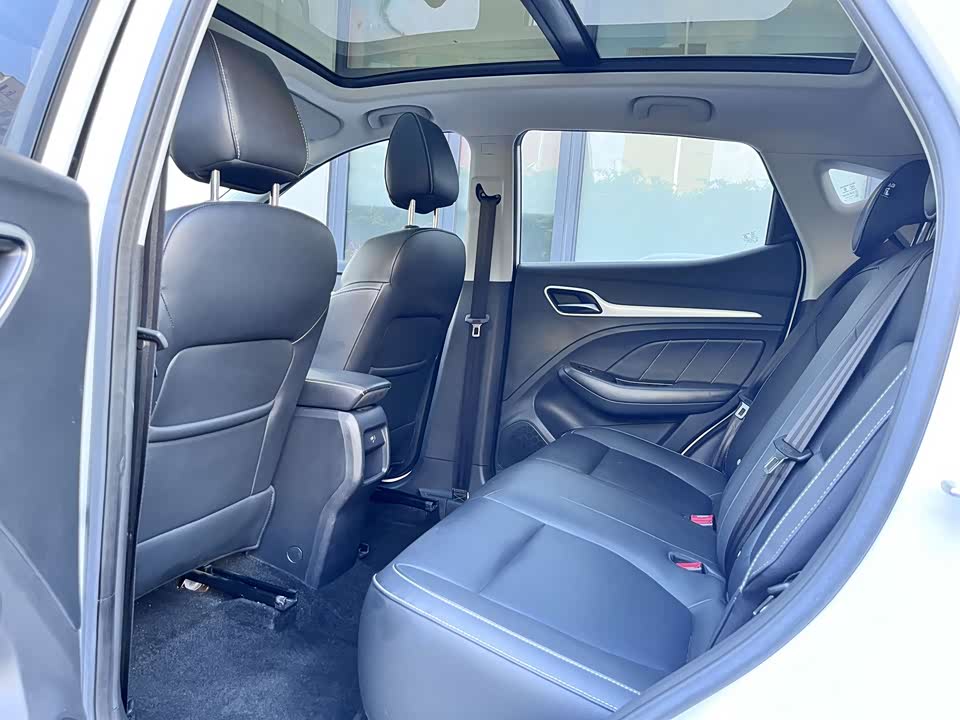 MG EZS pure electric