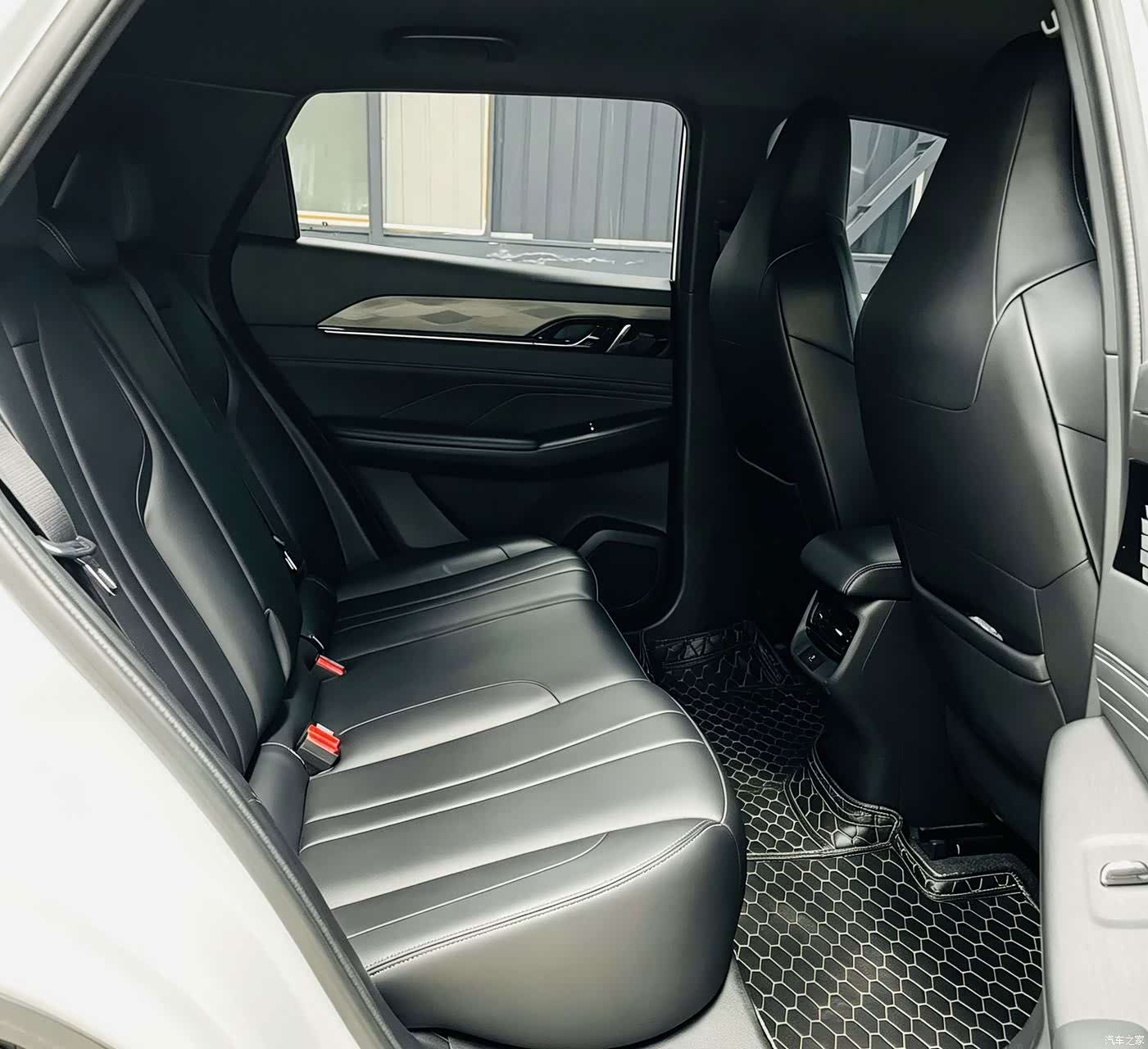 DongFeng L7, 2025 7