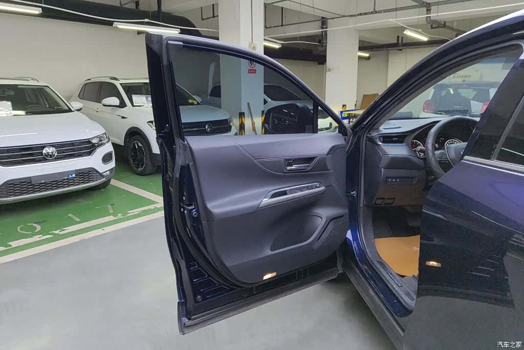 Toyota Harrier, 2022 7