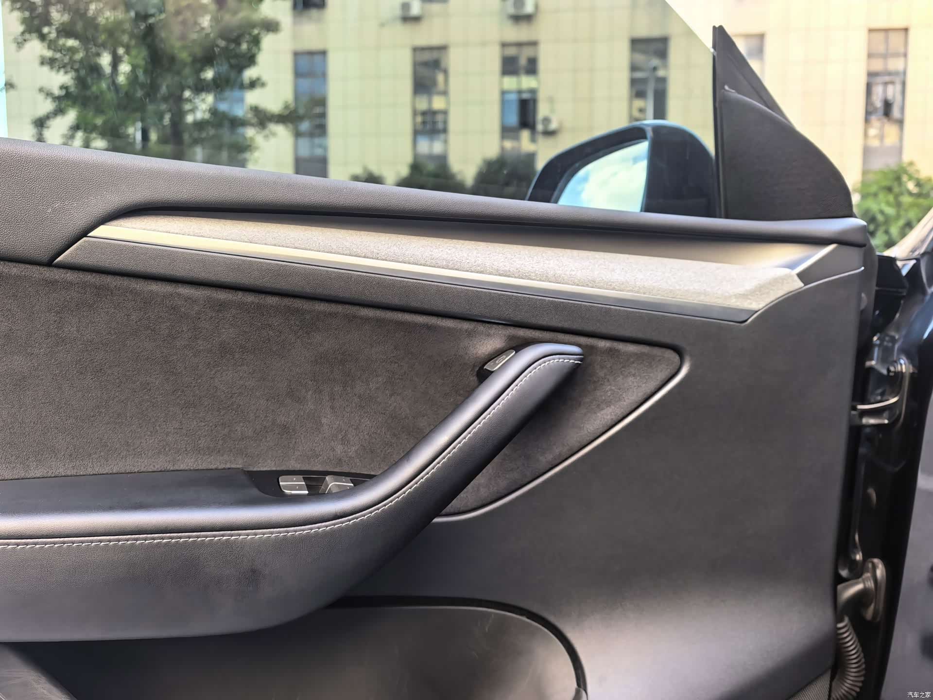 Tesla Model Y, 2024 все фото