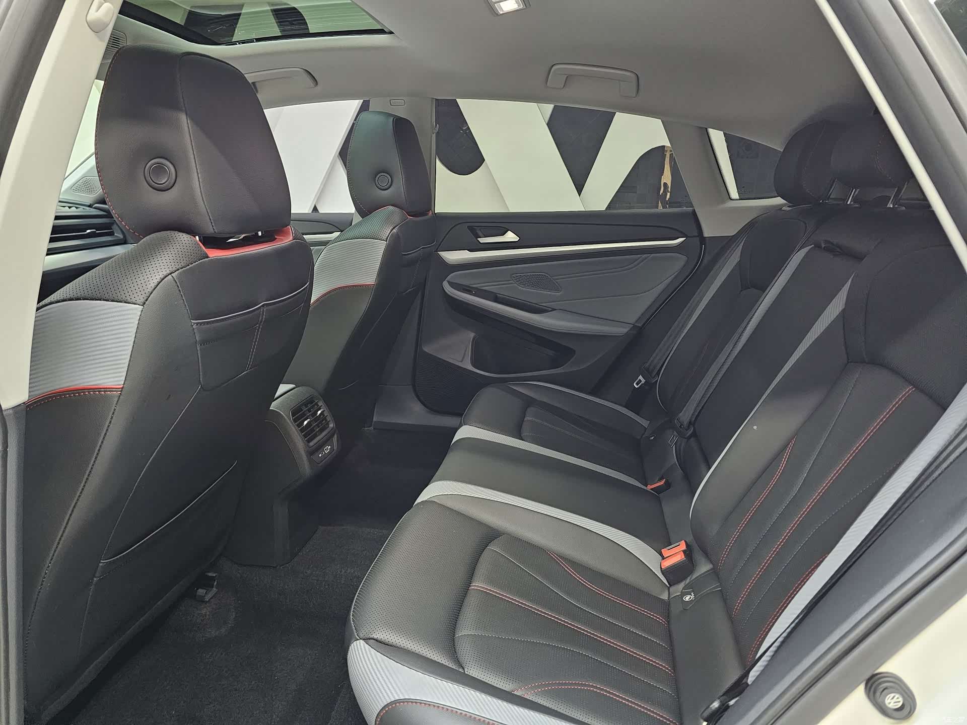 Volkswagen Lamando, 2023 14