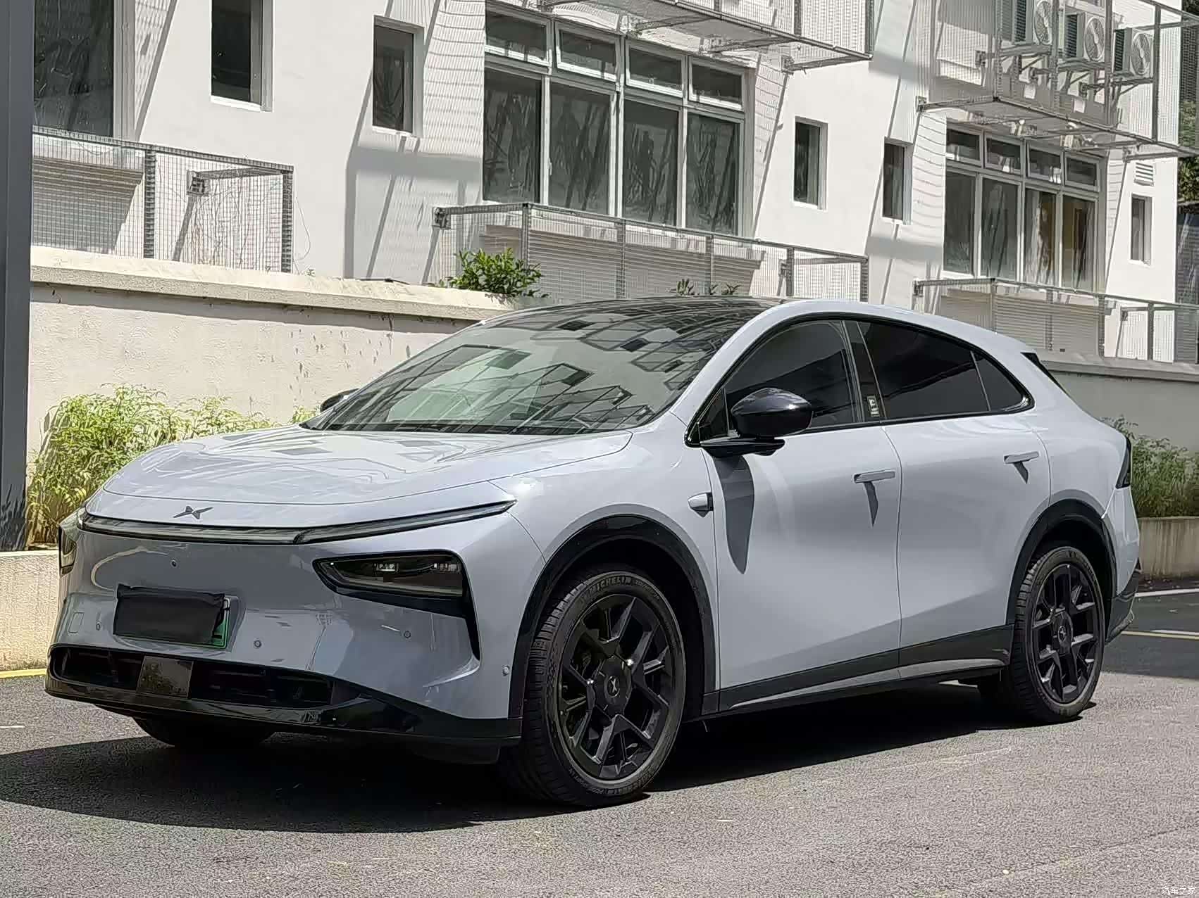 Xpeng G7, 2025 1