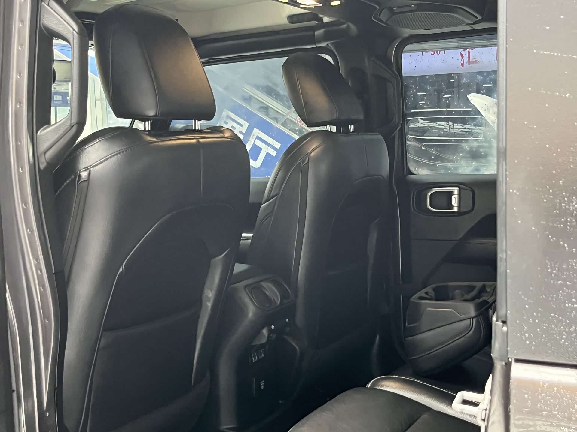 Jeep Wrangler, 2019 6