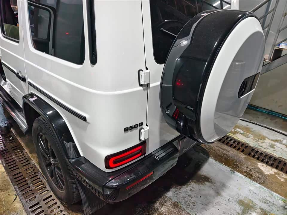 Mercedes-Benz G-class