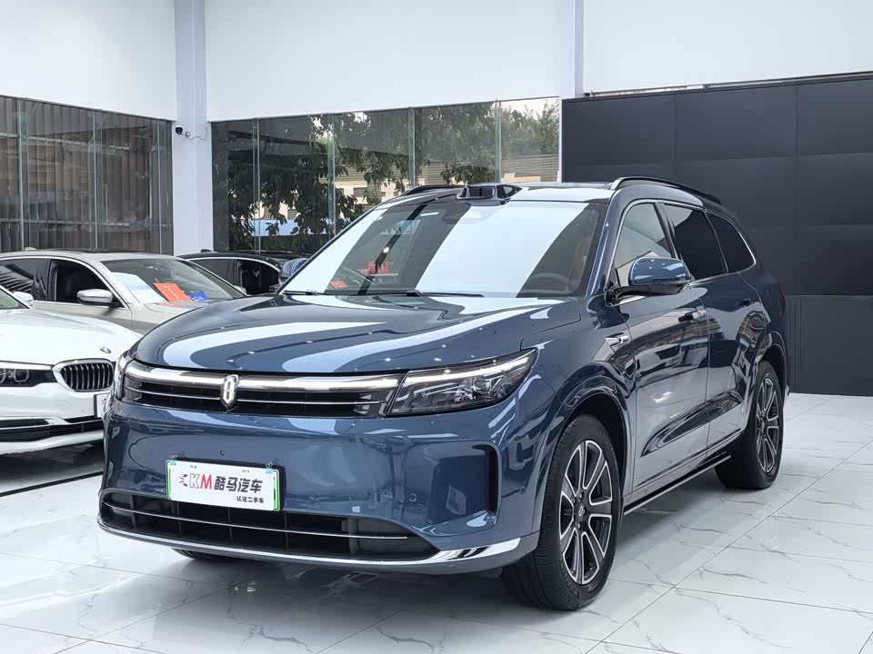 AITO Ask the world M7